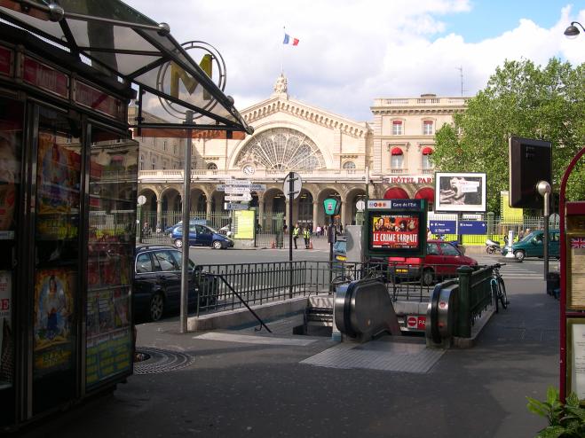 Bouche de métro gare de l'est